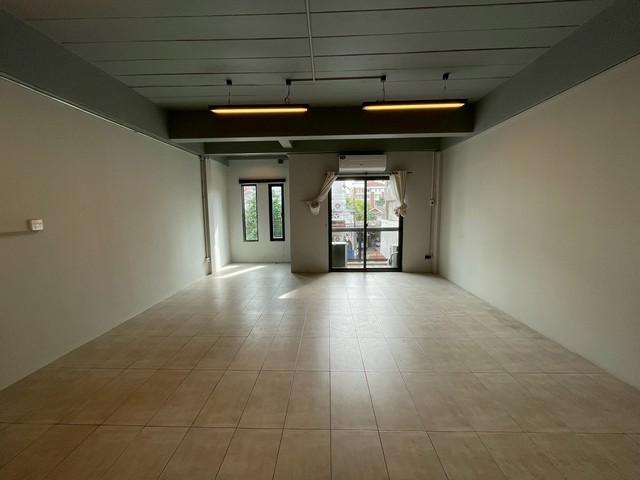 ขายทาวน์โฮม3ชั้น31.6 ตร.ม.ย่านลาดพร้าวบางกะปิรามคำแหงซอยลาดพร้าว124 6