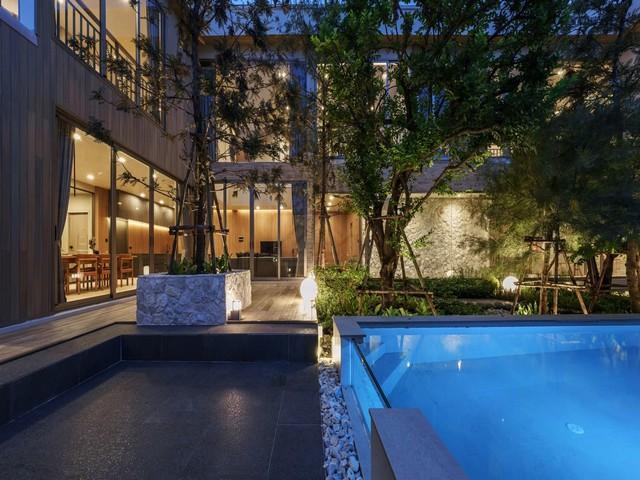 ขาย บ้านเดี่ยว สร้างใหม่ สไตล์ Modern Minimal ขนาด 125 ตรว 5 ห้องนอน พร้อมสระว่ายน้ำระบบน้ำเกลือ สวนขนาดใหญ่ ทำเลริมถนนใหญ่ ถนนสิรินธร  6