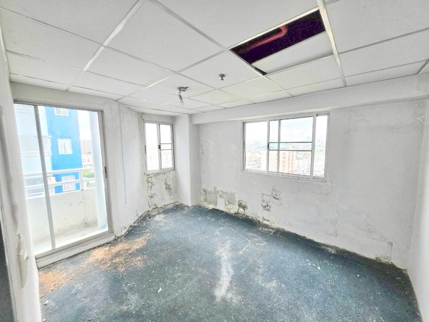 ขาย คอนโด ต่ำกว่าราคาประเมินที่ดิน  สวัสดีกรุงเทพ คอนโดมิเนียม 45 ตรม 2นอน 1น้ำ ใกล้MRTศรีนครินทร์38 6