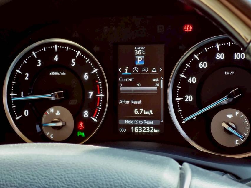 Toyota Vellfire 2.5 V ปี 2016 ไมล์ 16x,xxx km. 11