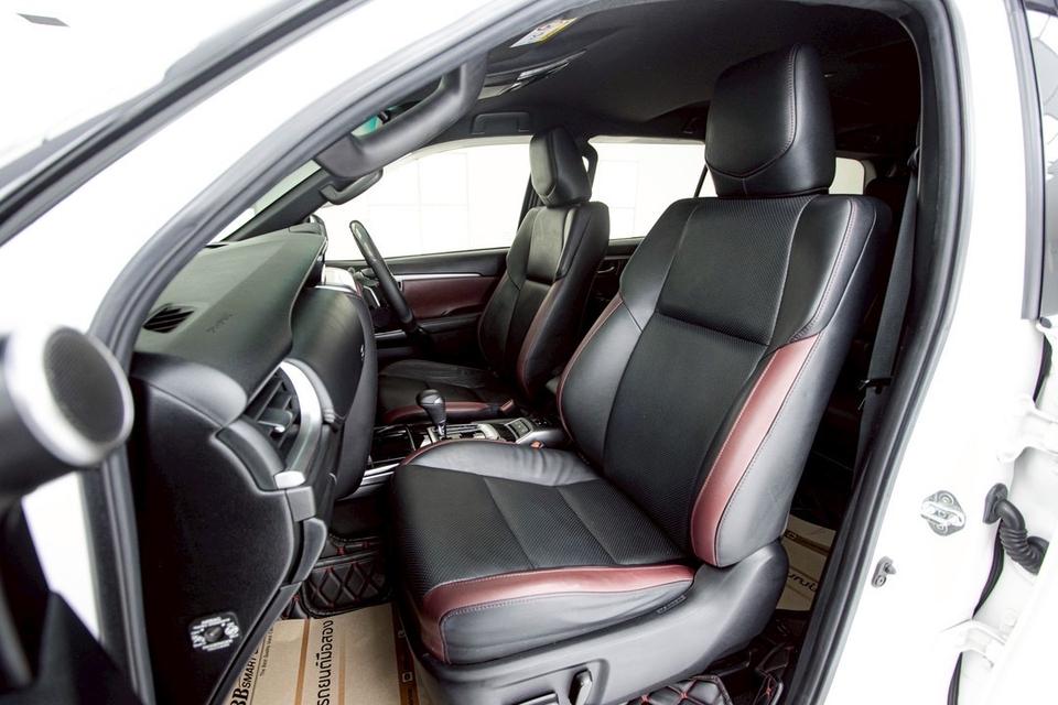 รหัสรถ  1E206 FORTUNER 2.8 LEGENDER BLACK TOP 2WD