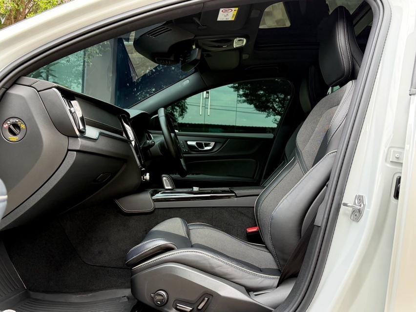 2022 VOLVO S60 AWD รถมือเดียว 60,000 กม สภาพป้ายแดง เข้าศูนย์ทุกระยะ ไม่เคยมีอุบัติเหตุครับ รูปที่ 13