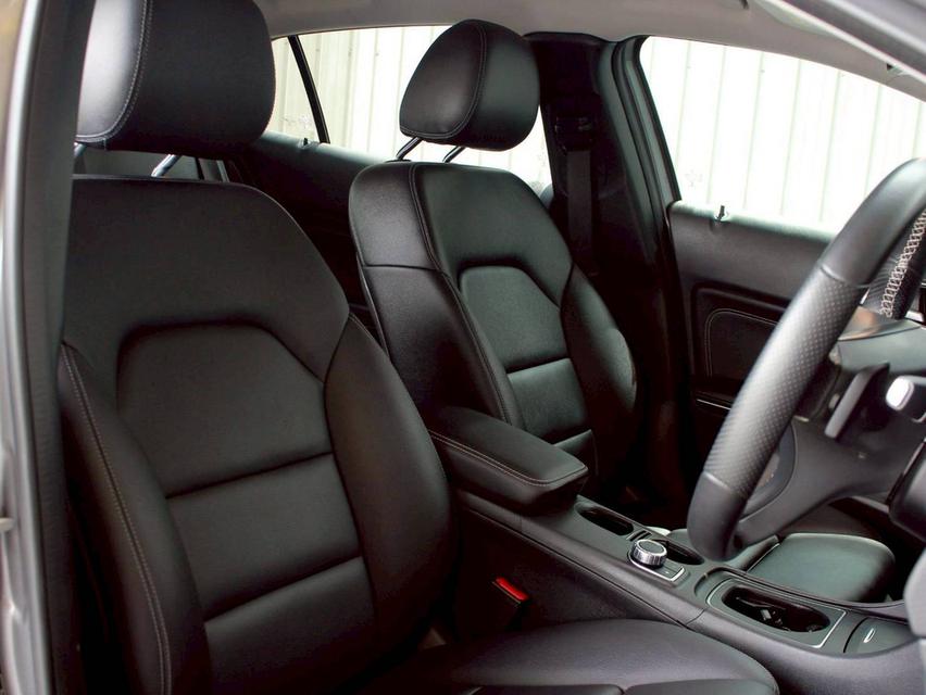 BENZ GLA-CLASS, 200  ปี 2017 โฉม W156 ปี14-20 11