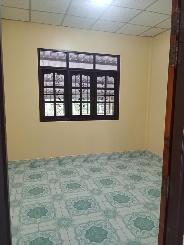 บ้านพร้อนที่ดินสวนยาง 4
