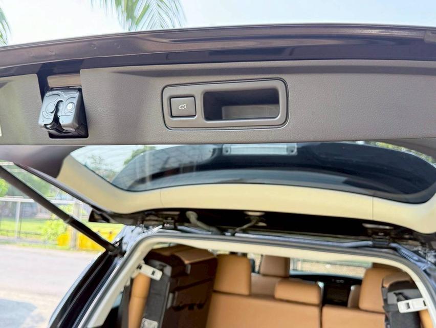 รหัสรถ PR8268 Toyota Fortuner 2.8 4WD ปี 2019 รูปที่ 17