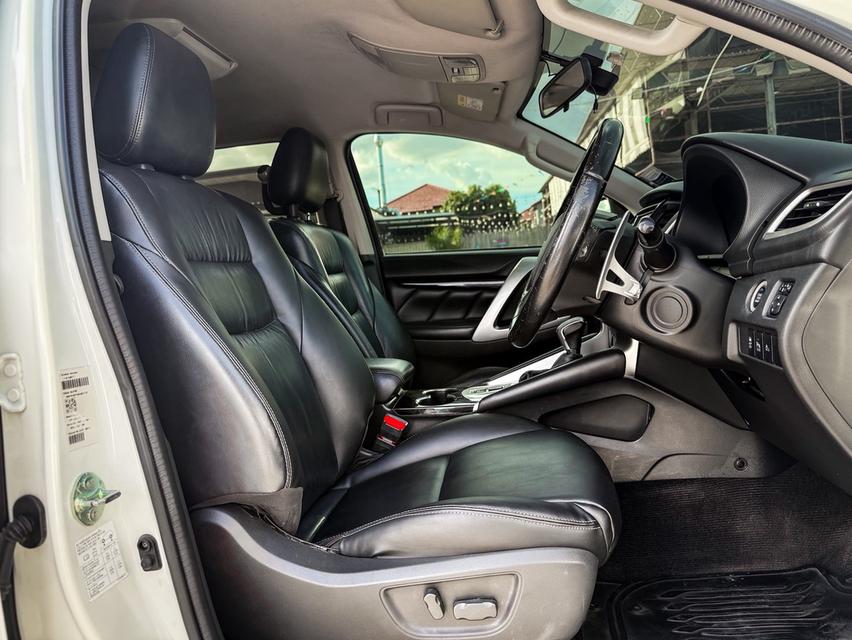 ขาย Mutsubishi Pajero2.4GT ปี16 12
