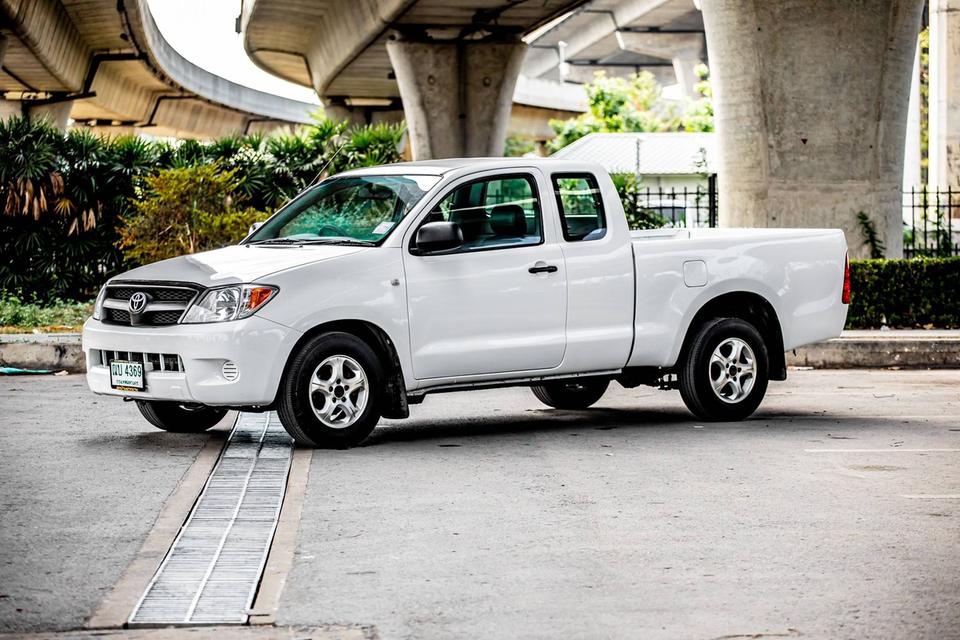 Toyota Vigo Cab 2.5 ดีเซล ปี 2004 สี ขาว มือเดียวป้ายแดง 10