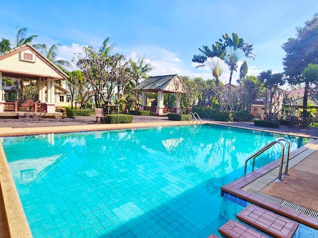 MRT วัชรพล 2.1กม. รามอินทรา 152ตร.วา 500ตร.ม. ให้เช่า คฤหาสน์หรู 2 ชั้น 2 หลังใหญ่ติดกัน 6นอน 4น้ำ บิ้วท์อินครบ ตลาดถนอม 8