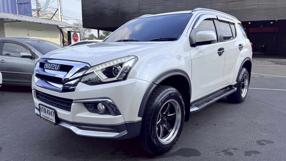 รหัสรถ TPV4947 :MUX The Iconic Pearl White (เจ้าของมือเดียว)ปี : 2018