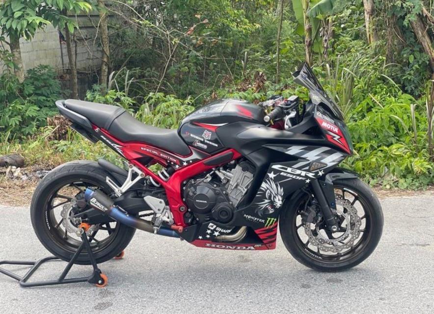 ฮอนด้า cbr650f สีดำแดง 3