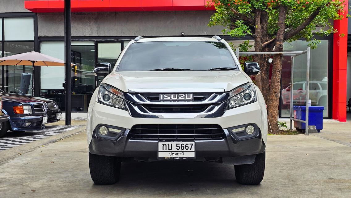 ขายรถ Isuzu MU-X 3.0 DVD ปี 2014 สีขาว เกียร์ออโต้ รูปย่อยที่ 2