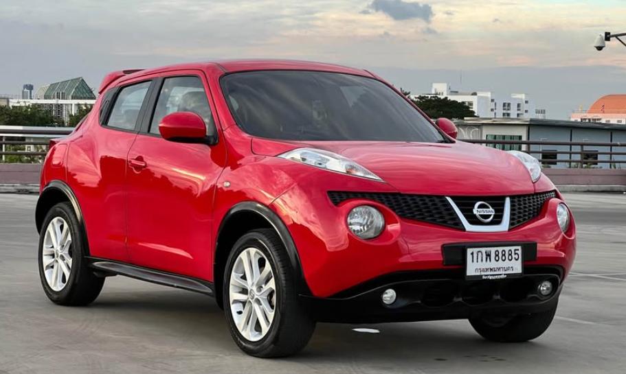 ขาย NISSAN JUKE สีแดง