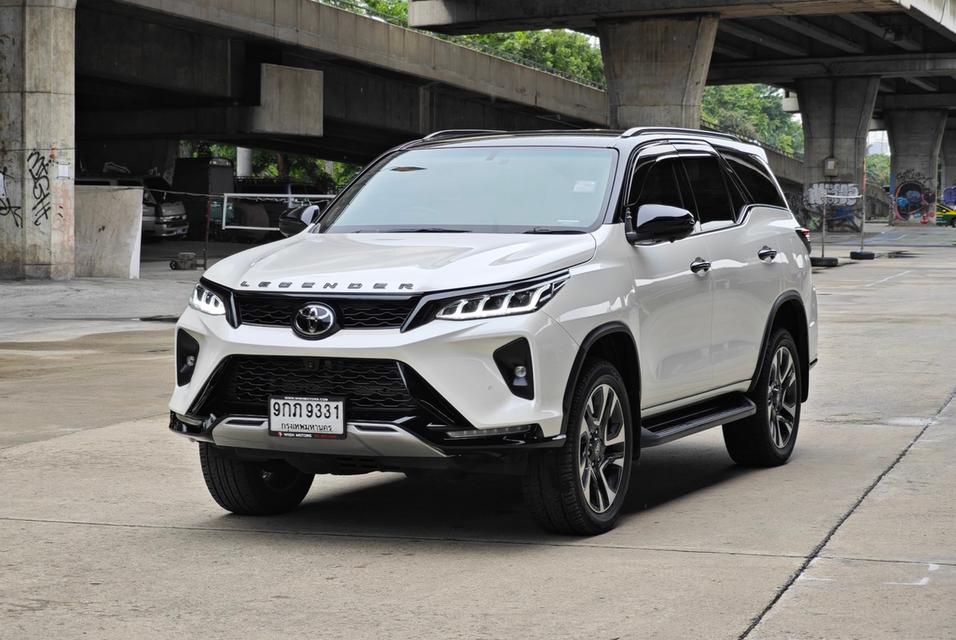 Toyota Fortuner 2.4 LEGENDER BLACK TOP ปี 2021  2