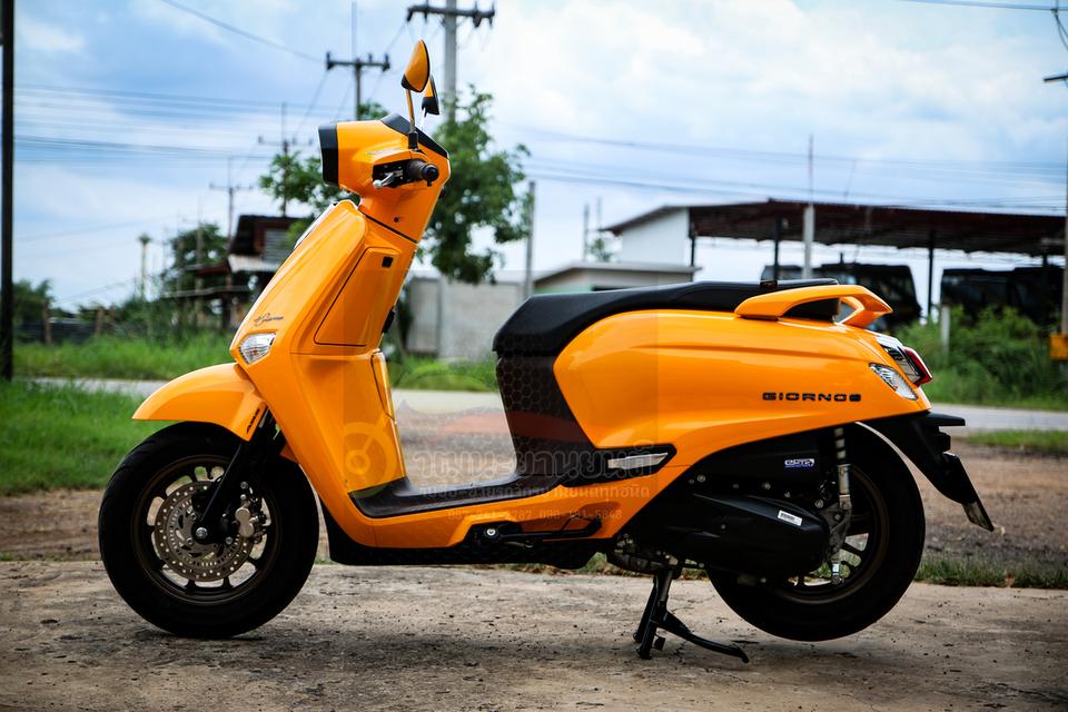 Honda giorno สภาพสวยเลขไมล์ 3000 กิโลสภาพรถมือ 1 ป้ายแดง