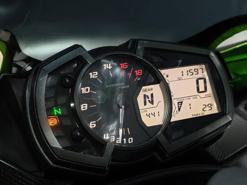 ออกรถ 0 บาท Kawasaki ZX-6R ปี 2020 abs รูปที่ 6