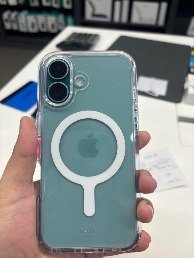 iPhone 16 สี Teal (เขียว)