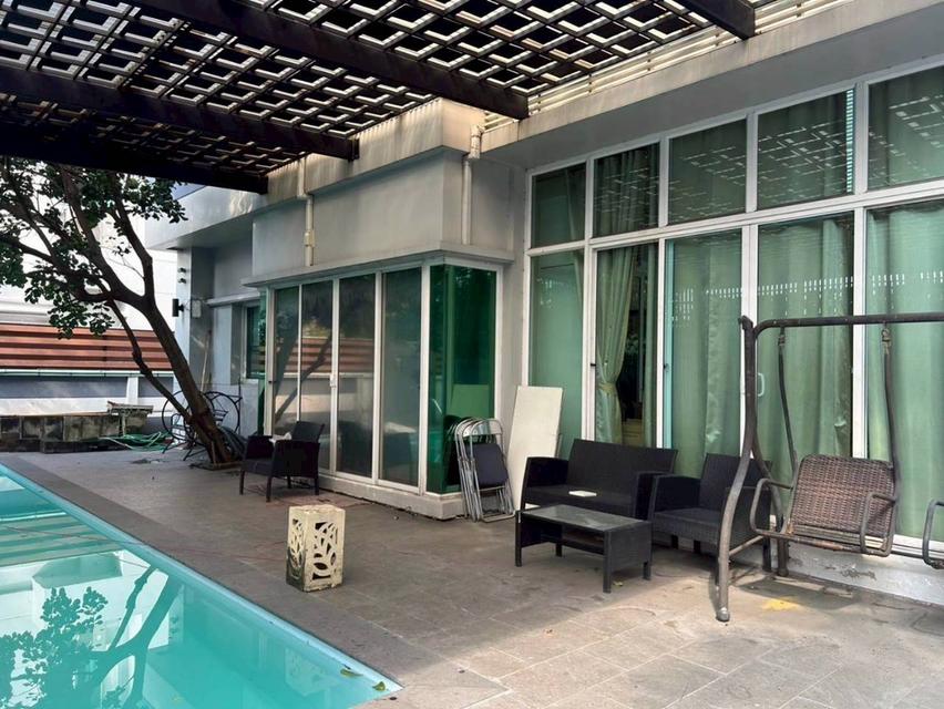 Sale / Rent Grand Bangkok boulevard Kasert- Nawamin 129 square wah. With a bid swimming pool. 5 bedrooms 7 bathrooms Fully furnished Sale 30 Million 8