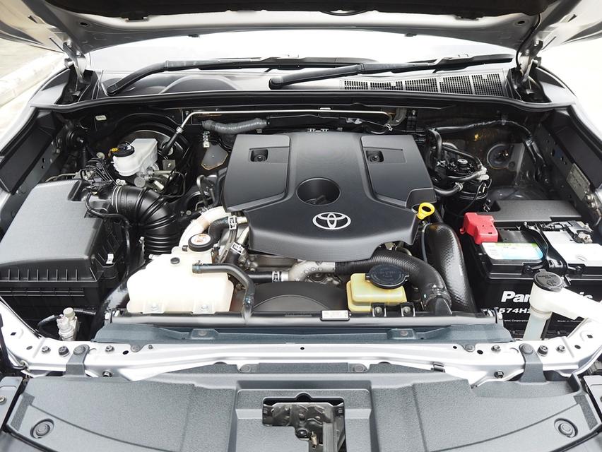 TOYOTA FORTUNER 2.8 V 4WD ปี 2017 เกียร์AUTO 4X4 สภาพนางฟ้า