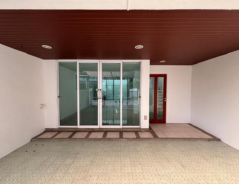 ให้เช่าทาวน์โฮม 4 ชั้น ย่านนวลจันทร์ โครงการ เดอะไพรมารี อัลติเมท เกษตร-นวมินทร์ อยู่ในซอยนวลจันทร์ 2