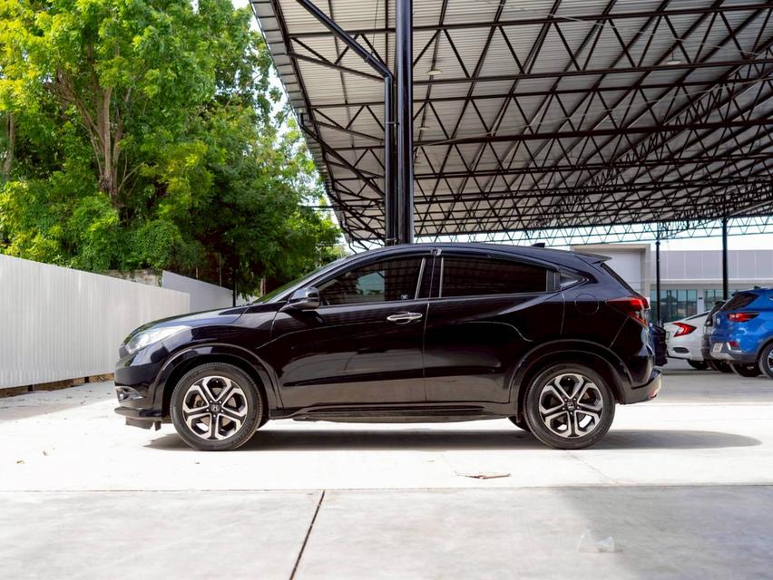 Honda HR-V 1.8E limited ปี จด 2016 5