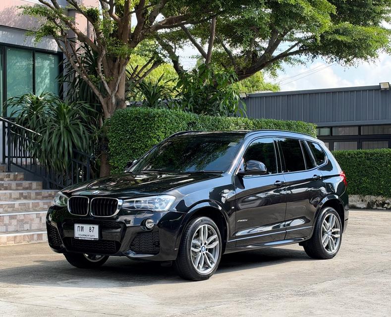 2017 BMW X3 20D MSPORT LCI รถมือเดียวออกป้ายแดง รถวิ่งน้อยเพียง 110,000 กม เข้าศูนย์ตามระยะ รถไม่เคยมีอุบัติเหตุครับ รูปที่ 4
