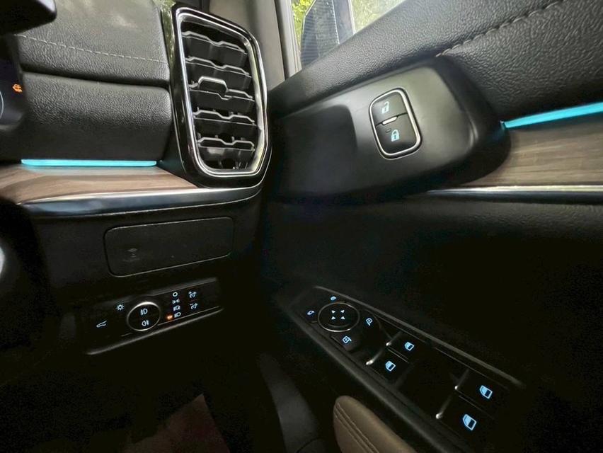 FORD EVEREST 2.0 BI TURBO TITANIUM PLUS 4×4 TOP ปี22 สีดำ 11