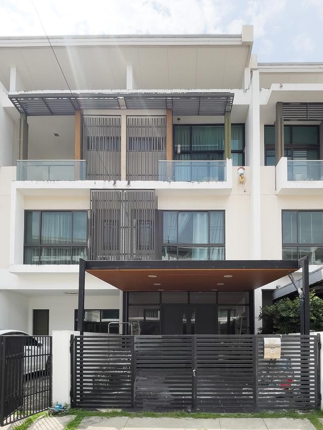 ทาวน์โฮม The Terrace รามอินทรา 65 ตกแต่งใหม่ พร้อมอยู่ ถนนเมน 1