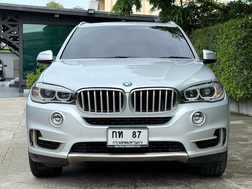 2015 BMW X5 25D รถสภาพสวยสมบูรณ์ พร้อมใช้งาน รถวิ่งน้อย ประวัติศูนย์ครบ ไม่เคยมีอุบัติเหตุครับ 8