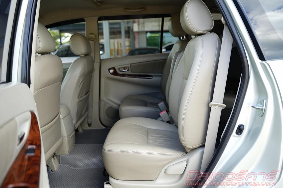 2013 TOYOTA INNOVA 2.0 V  ( 8303 ) 10