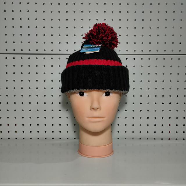 หมวกถัก Polar Wear 2 Ply Hat สีดำ-แดง ปอมปอม