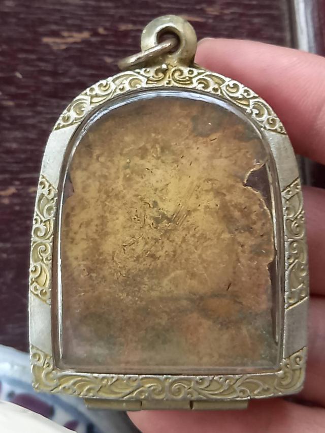 พระเก่าแปลกพร้อมกรอบ รูปที่ 2