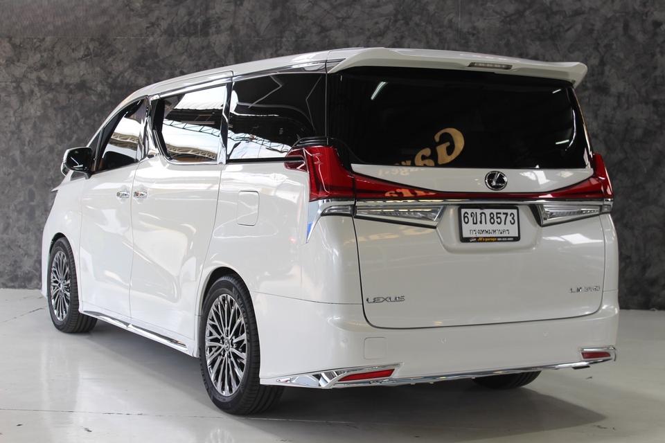 รหัสรถ JRS8573 TOYOTA Alphard 2.5 SC น้ำมันล้วน กับชุดแต่ง Lexus LM 300 ปี 2016 4
