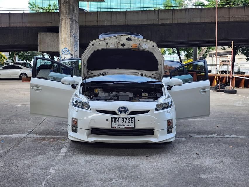 ขายรถ Toyota Prius 1.8TRD Hybrid  ปี 2011 สีขาว เกียร์ออโต้ 15