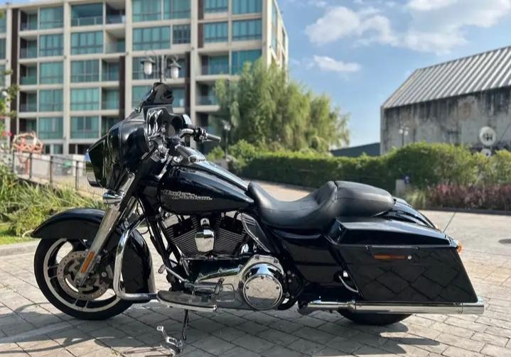 2011 Harley-Davidson Street glide 2