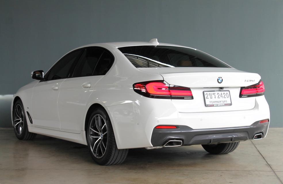 รหัสรถ BM2420 BMW 520d M-Sport LCI 2022 7