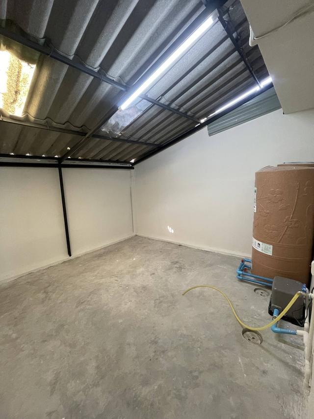 ให้เช่าอาคารพาณิชย์ ตึก 5 ชั้น  หมู่บ้านทรัพย์บุญชัย ปากซอยทรัพย์บุญชัย 21 จ.สมุทรปราการ 8