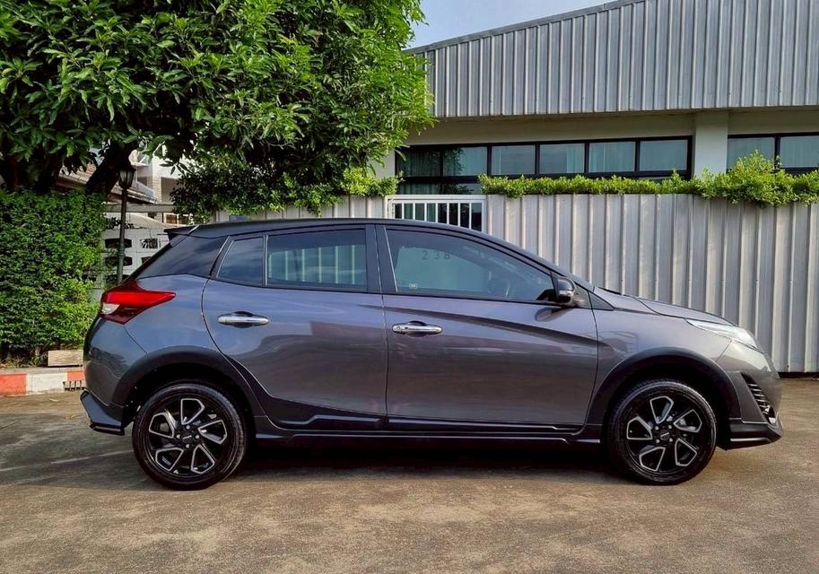 Toyota Yaris 1.2 High Cross ปี 2020