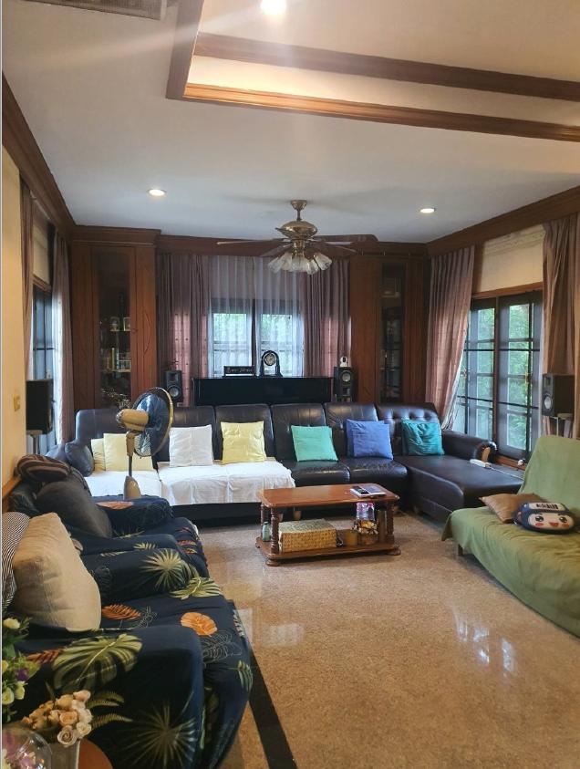 ที่ดินโรงงานและบ้านผู้บริหารหรู โรงงานพร้อมใบอนุญาต บ้านพักคนงาน โรงอาหาร ที่จอดรถ ป้อมยาม เนื้อที่ 9 ไร่  นครหลวง อยุธยา 35 ล้าน จาก 45 ล้าน 9