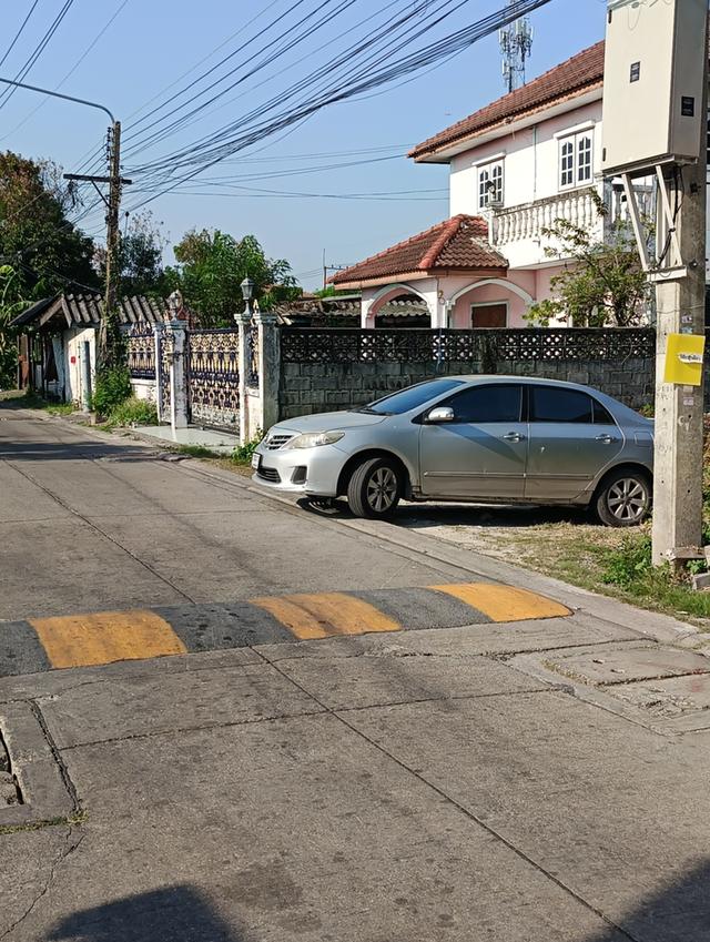 ขายที่ดิน 50 ตรว. ซอยรังสิต - นครนายก 59(เป๋าตุงกุ้งย่าง) เข้าซอยเพียง 800 เมตร ทำเลดีอยู่ในเขตชุมชน ที่สี่เหลี่ยม10x20เมตร เหมาะสร้างบ้านพักอาศัย 4