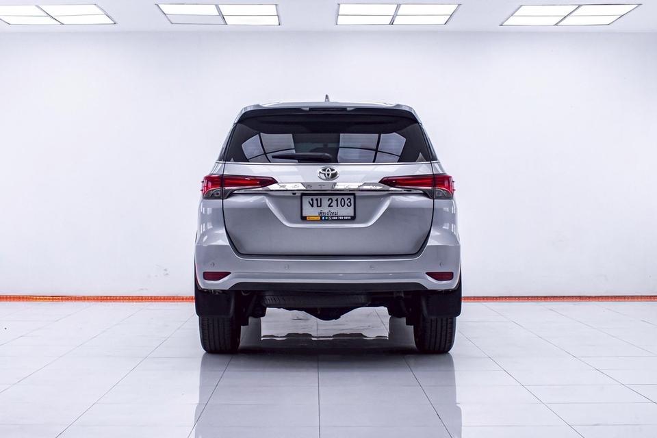 รหัสรถ 1D372 FORTUNER 2.4 V 2019 12