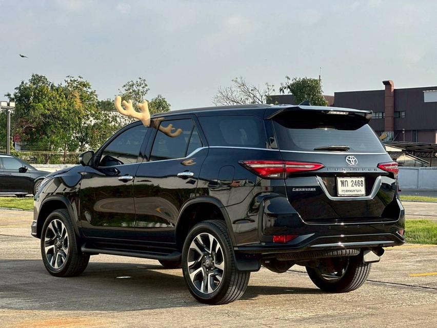 Toyota Fortuner 2.4 Legender 2WD ปี 2021 6