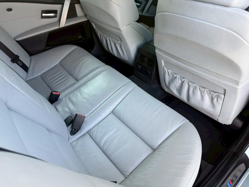 BMW M5 5.0i "Sunroof" (E60)5.0L V10 SMG āļĢāļđāļāļāļĩāđ 16