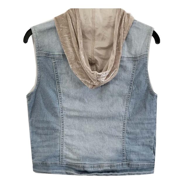 กั๊กยีนส์ หมวกกำมะหยี่และกลางเสื้อ เป็นซิป กระดุมได้ น่ารักมาก งานไม่ซ้ำใคร มีกระเป๋าอก+ข้าง ผ้านุ่มใส่สบาย พร้อมส่ง ไม่ต้องรอ 2