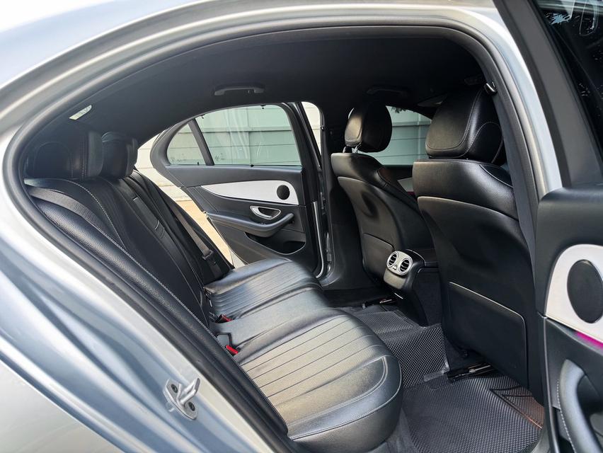 รหัสรถ AVA8855 🌈 Benz E220d AMG 2021 ดีเซลล้วน Facelift W213 13
