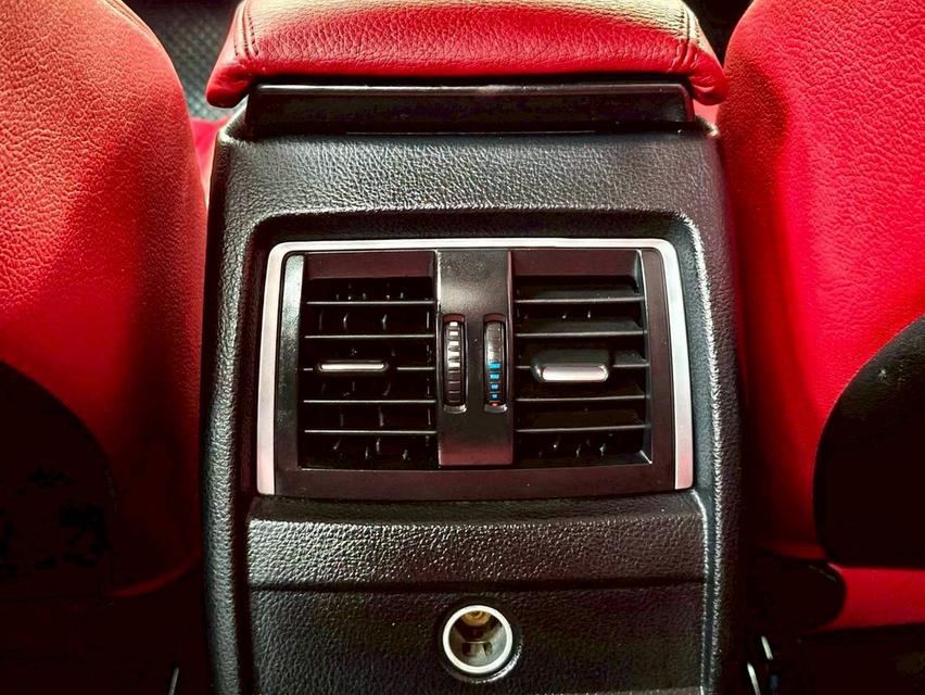 BMW 330e ปี18 13