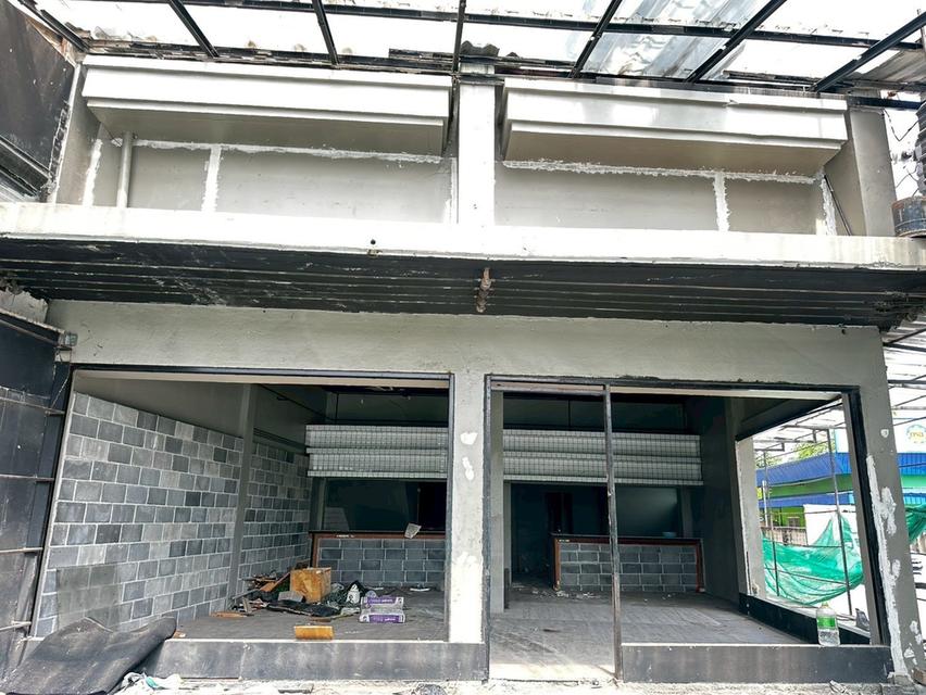 Vาย/เช่า อาคารพาณิชย์ 4 ชั้น (2 คูหา)รังสิตคลอง 1 ถ. รังสิต- นครนายก ต. ประชาธิปัตย์ อ.ธัญบุรี  จ.ปทุมธานี 4