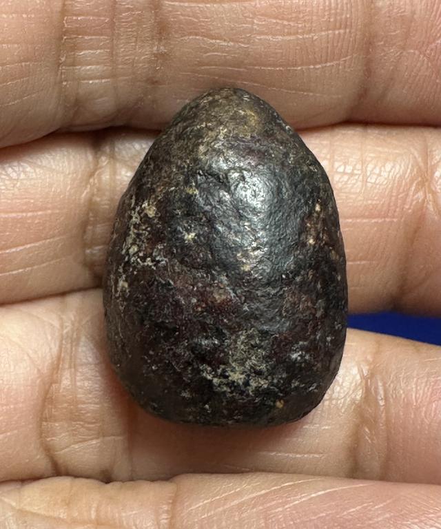 พระปิดตา เนื้อผงคลุกรักจุ่มรัก ไม่ทราบที่ 2