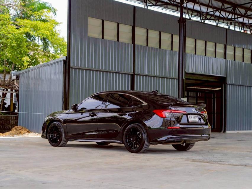 Honda civic 2.0 e:Hev RS ปี 2022 รถสวย เล่มพร้อม กุญแจสำรองครบ  6