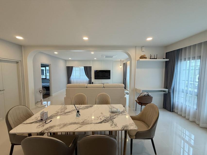 🏡 ให้เช่า Centro บางนา Phase 2 4 ห้องนอน 1 ห้องแม่บ้าน 303 ตรม. ใกล้ Mega Bangna 12