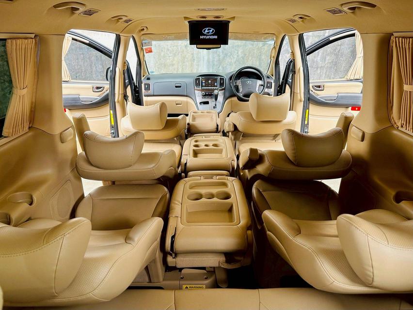 ขาย Hyundai H1 2.5Deluxe ปี19 13